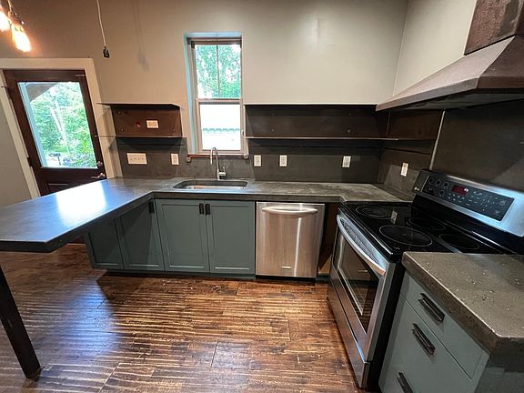 5th image of 5346 Collegeview Dr