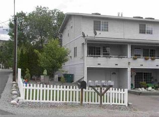 504 N Sanders St APT 4, Chelan, WA 98816