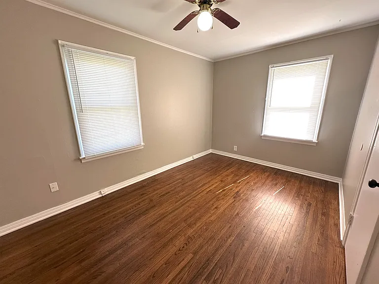 6024 E King St — Photo 7