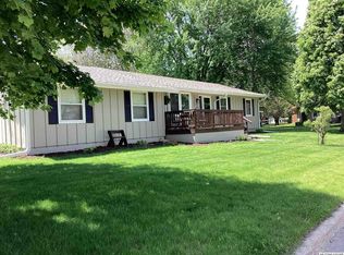 22 Lexington Sq, Mason City, IA 50401