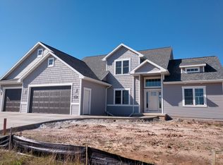 N9365 Mulholland Ln, Appleton, WI 54915