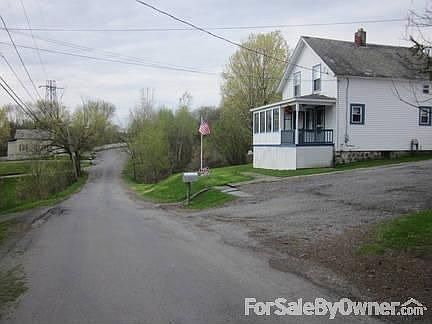 quiet dead end street