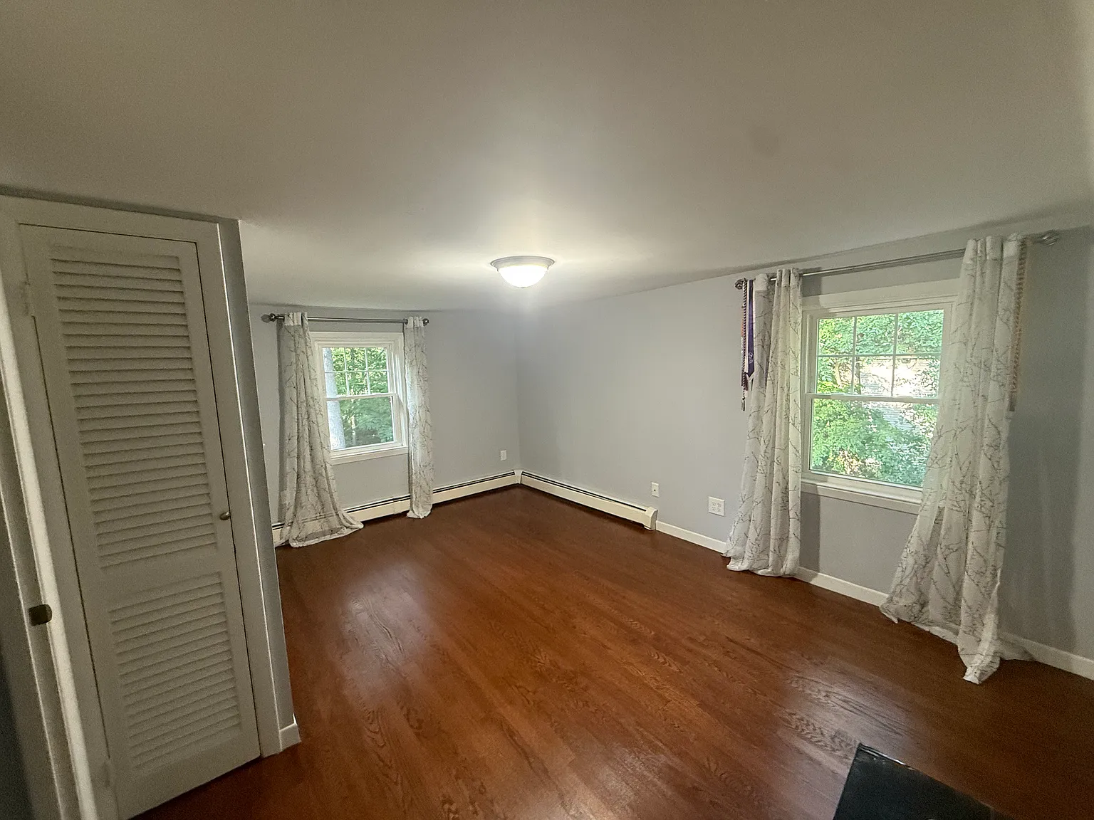 3 bed, 1386 sqft, $3,500 — Photo 4