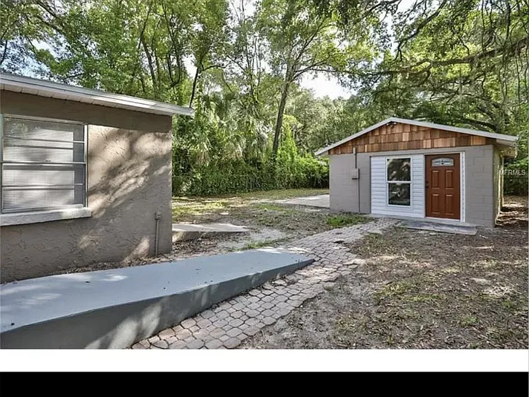 E Mulberry Dr — Photo 1