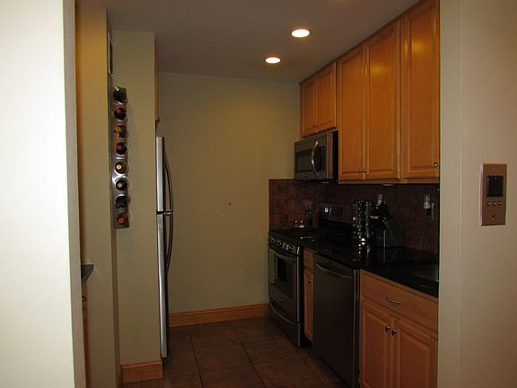 4th image of 21 Fairview Ave APT 726