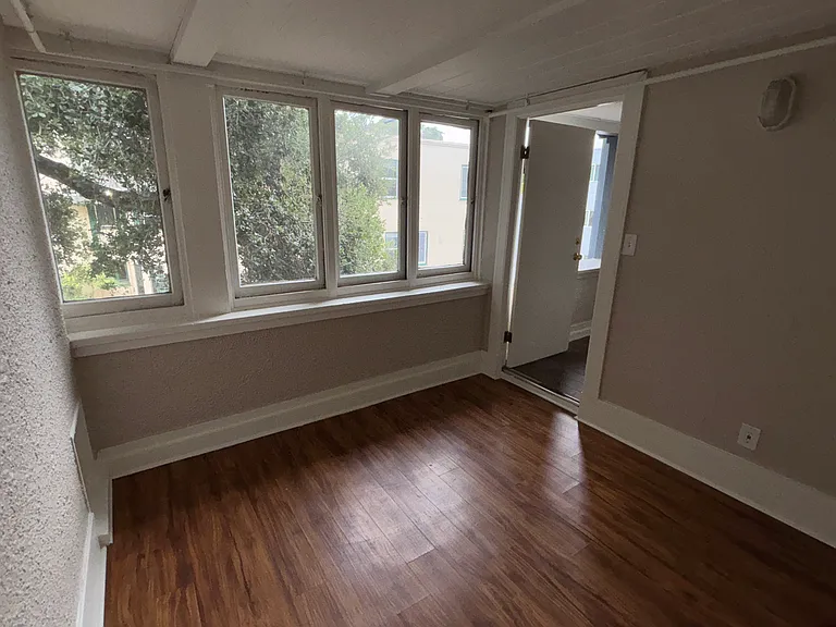 2434 Warring St #23 — Photo 7