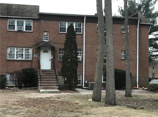 307 College Dr #307, Edison, NJ 08817