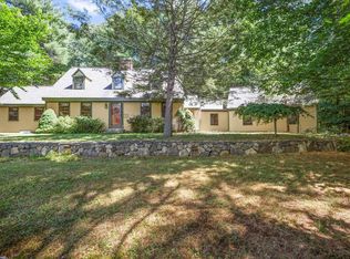 32 Old Parish Rd, Rye, NH 03870