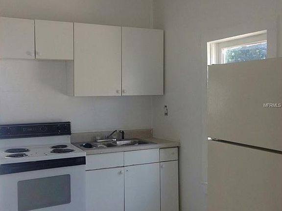 2nd image of 814 N New York Ave