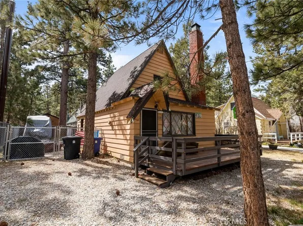 324 Angeles Blvd, Big Bear City, CA 92314