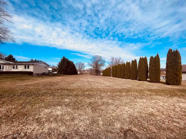 2311 Lake Summerset Rd, Davis, IL 61019