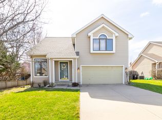 1604 SE Hayes Dr, Ankeny, IA 50021