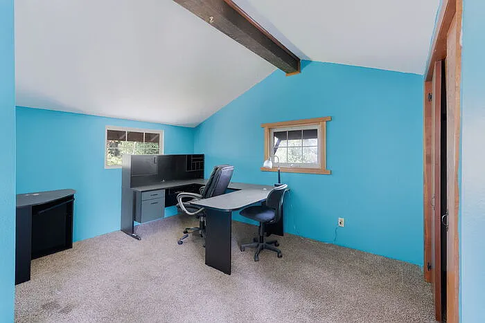 922 1st Ave SW — Photo 26