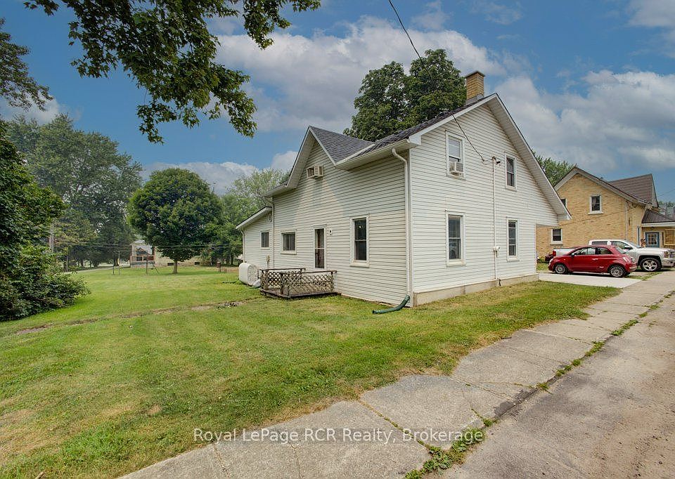 1st image of 14 William St