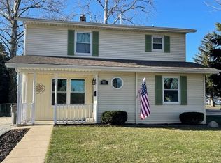 903 W Walnut St, Nappanee, IN 46550