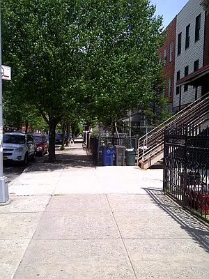 Rented by MNS | media 2