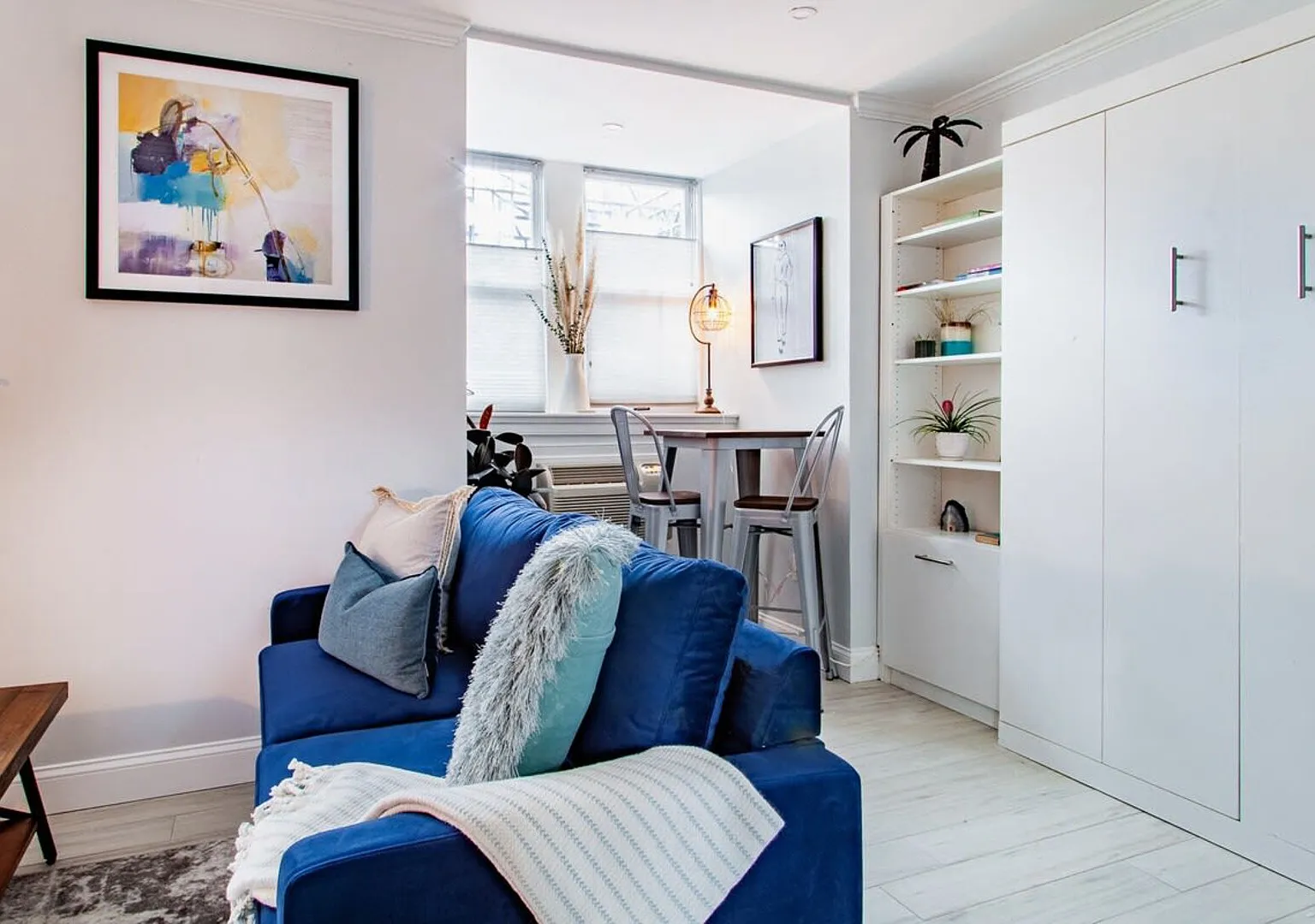 Cozy Studio Near U St & Dupont Circle — Photo 1