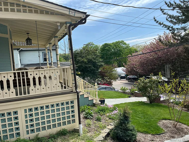76 Bayview Ave #B — Photo 17