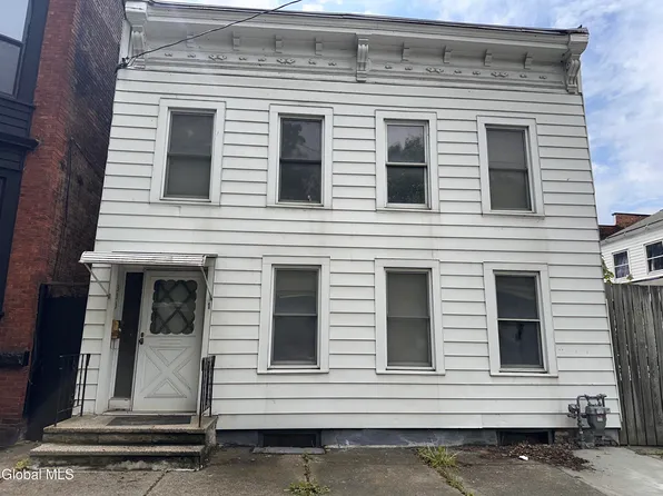 393 3rd Street, Troy, NY 12180