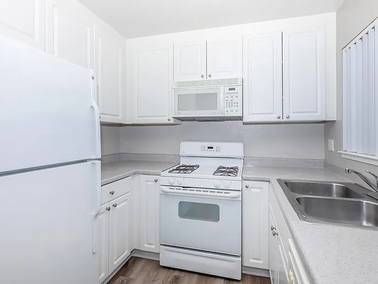 Parkview Terrace — Photo 89
