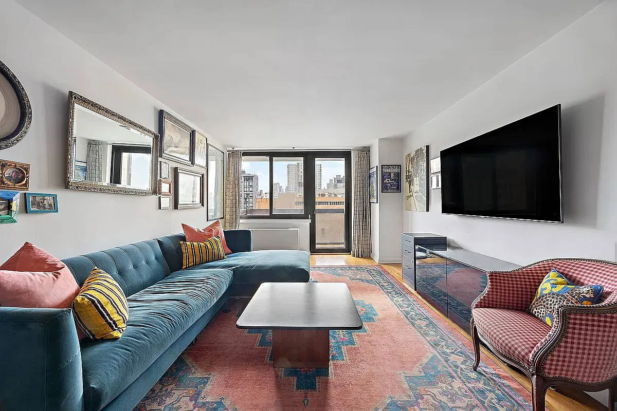 515 East 72nd Street — Photo 1