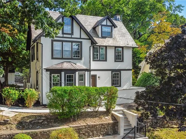 28 Chatfield Road, Bronxville, NY 10708