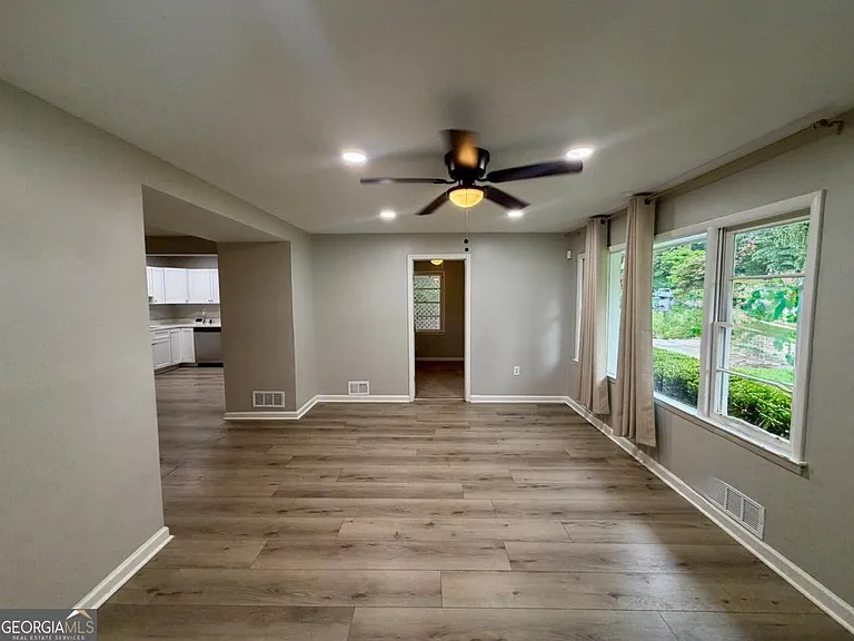 2442 Antwerp Dr SE — Photo 3
