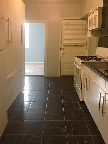 2nd image of 4134 N Keystone Ave APT 2S