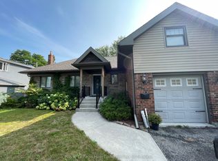 15 Scarborough Heights Blvd, Toronto, ON M1M 2V3