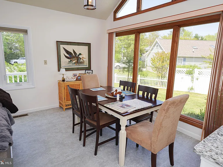 39028 Bayview W — Photo 33