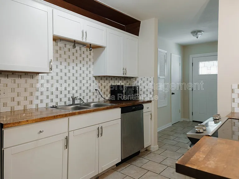 2841 Pheasant Dr — Photo 4