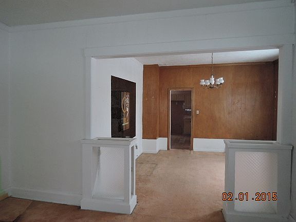 5th image of 317 S 3rd Ave