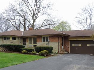 24400 Hilltop Dr, Beachwood, OH 44122