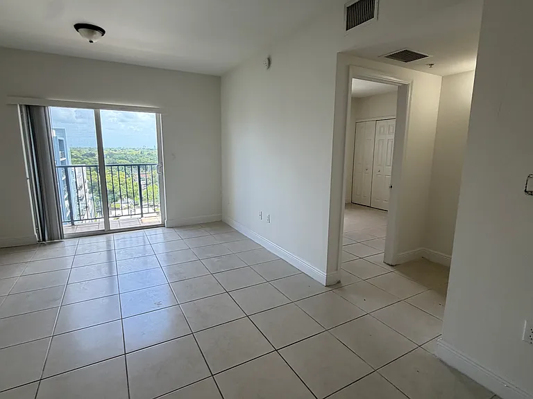 6357 SW 8th St #803 — Photo 12
