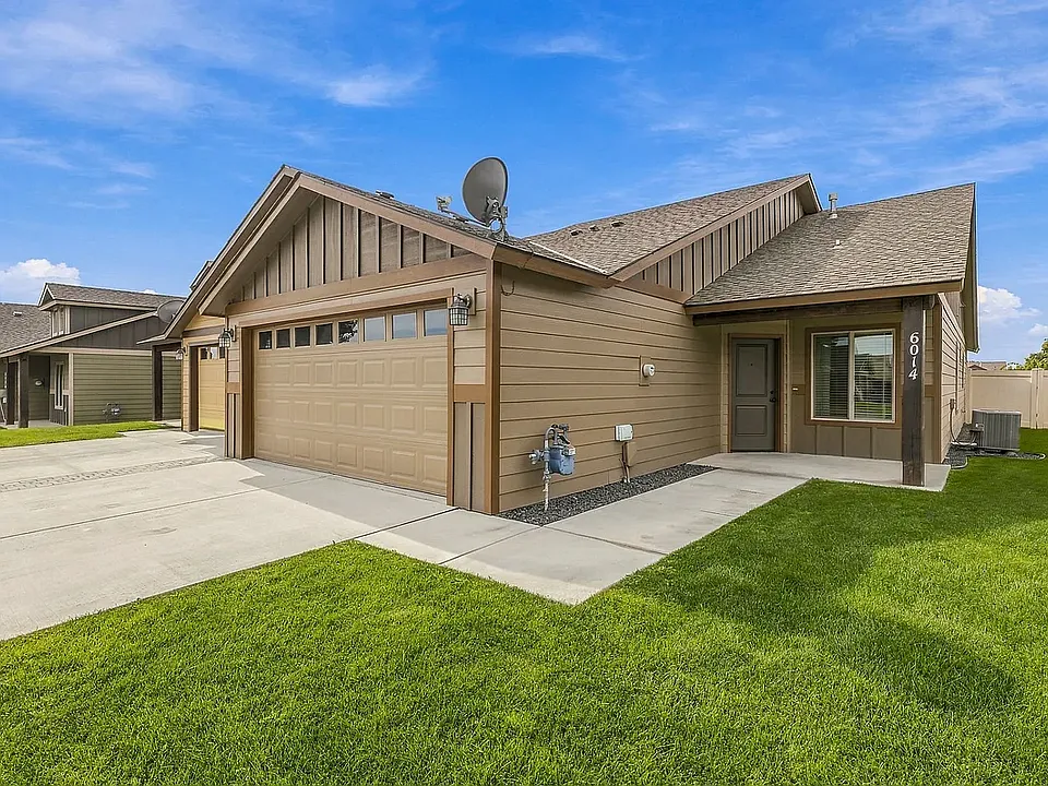 Columbia Villa & Cove