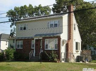710 Windmill Ave, West Babylon, NY 11704