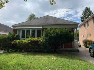 5320 Clearview Expy, Flushing, NY 11364