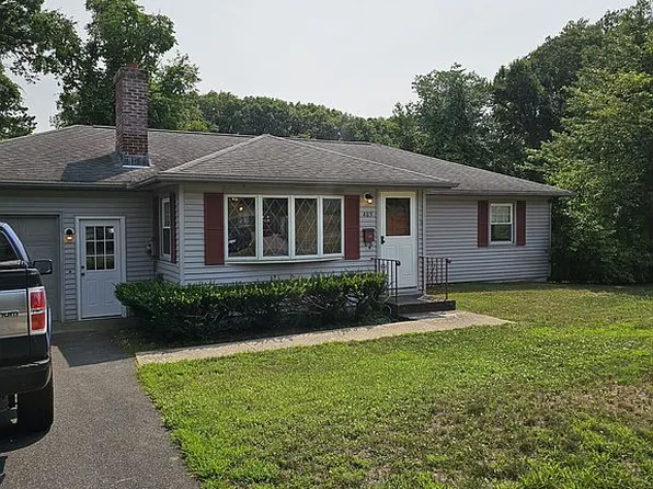 409 Irene St, Chicopee, MA 01020