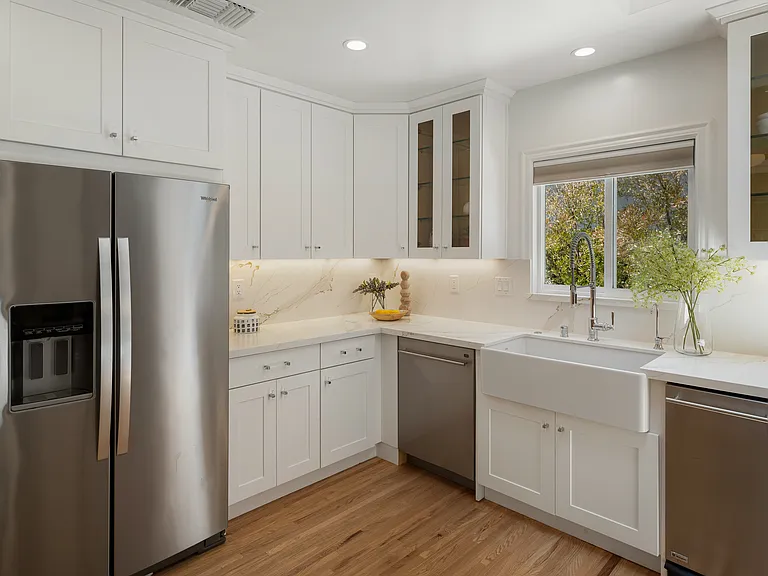510 Foothill Ave — Photo 22