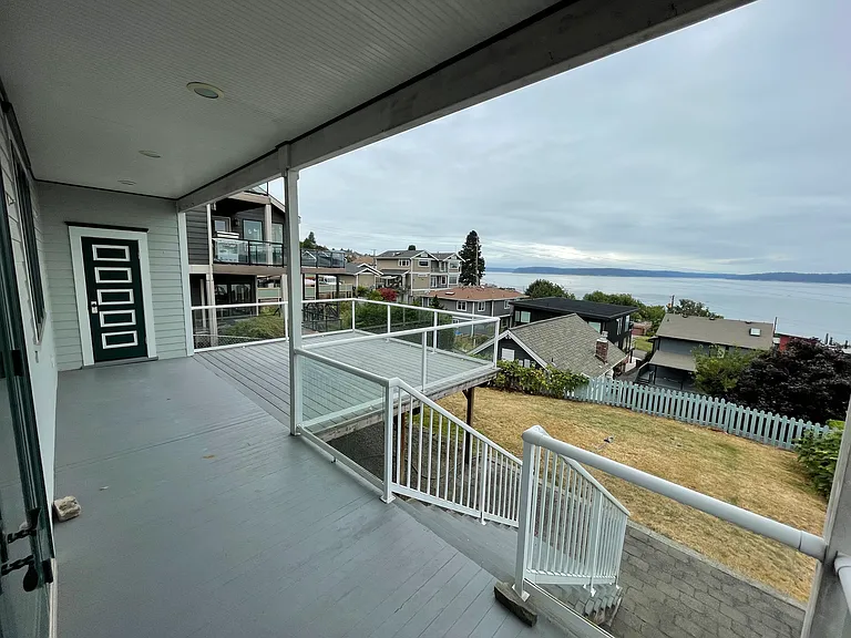 Covered Patio/Deck with views of Brown's Point and Commencement Bay.