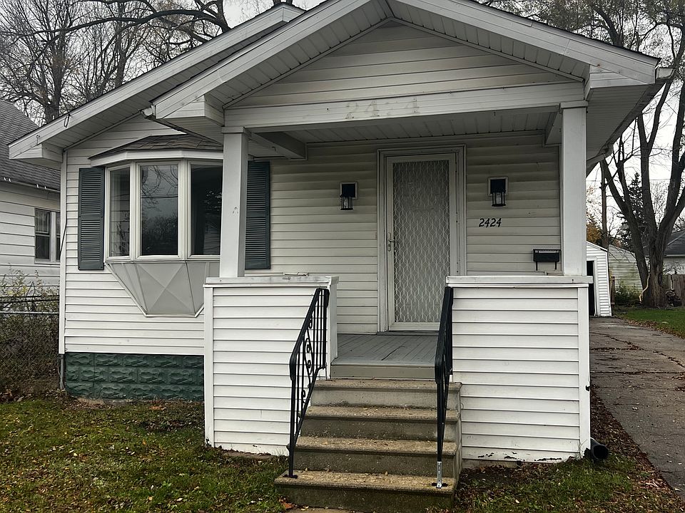 1st image of 2424 Durand St