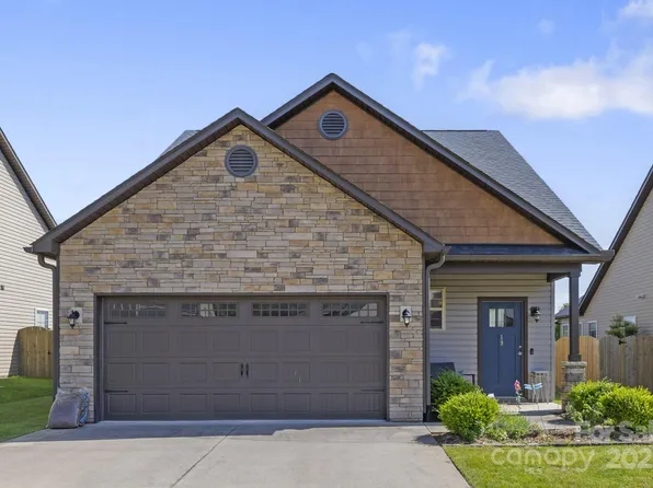 19 Wetland Way, Arden, NC 28704