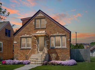 7636 W Rascher Ave, Chicago, IL 60656