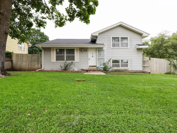 1868 Virginia Cir, Des Moines, IA 50320