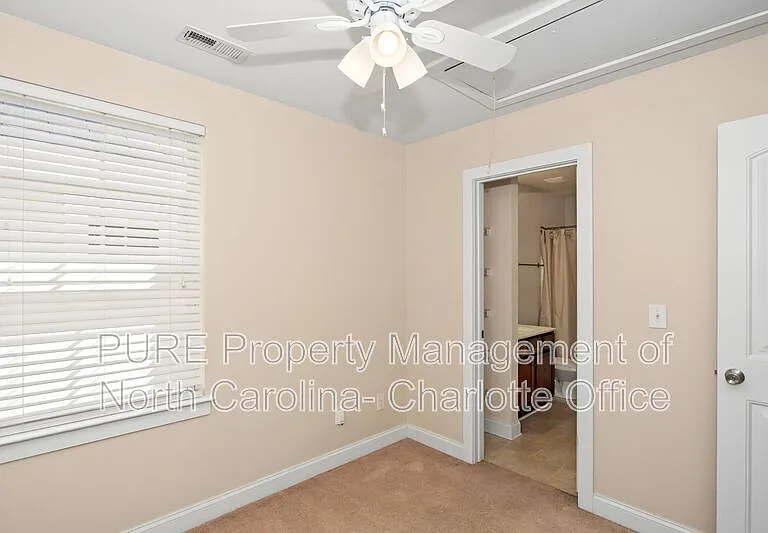 15959 Rose Glenn Ln — Photo 12