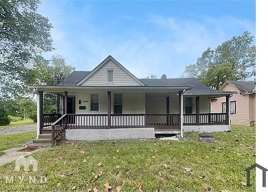 4 bed, 1376 sqft, $2,000 — Photo 1