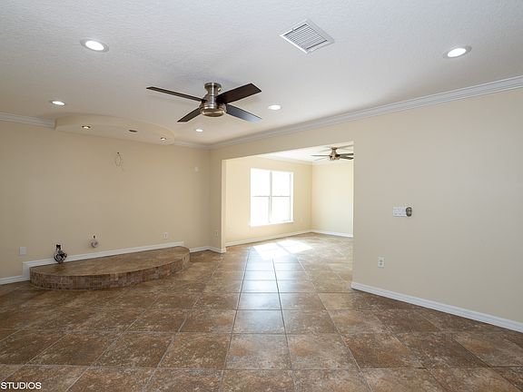 3rd image of 12455 Woodbury Cove Dr