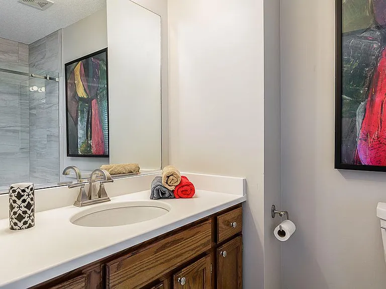 14743 Summit Dr — Photo 17