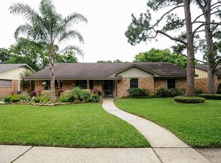 5806 McKnight St, Houston, TX 77035