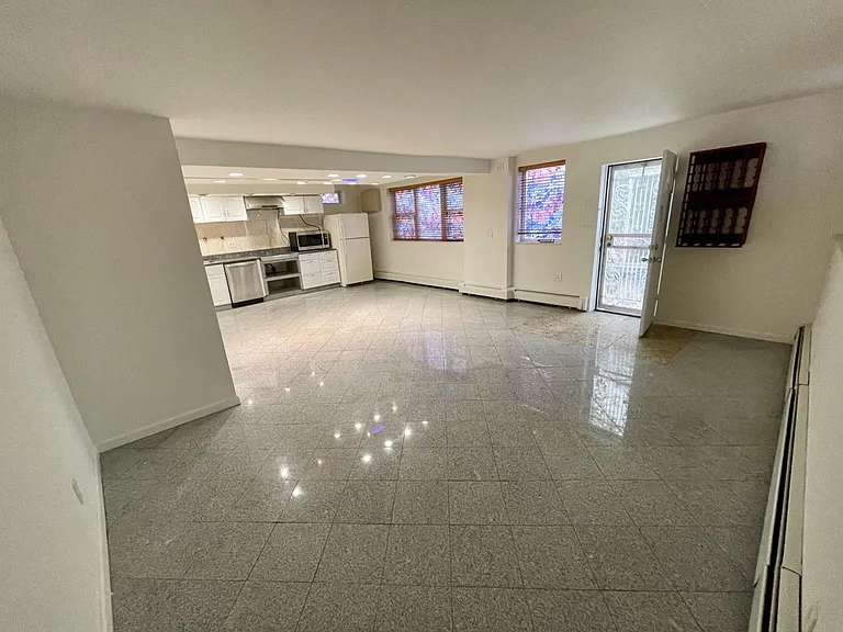 86 Edgewood Ave #GW — Photo 2